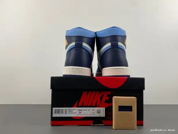 Rep Flight in Jordan First Air High WMNS FD2596-400 1 OG 0327